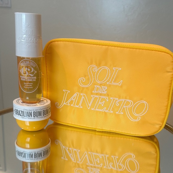 Sol de Janeiro 62 with Bag - Picture 1 of 1
